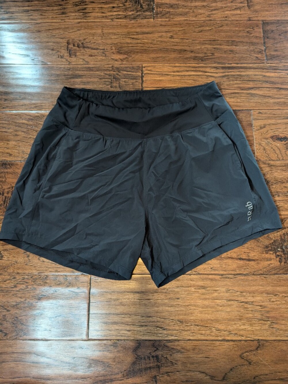 Rab Women's Momentum Shorts In Black Size Large